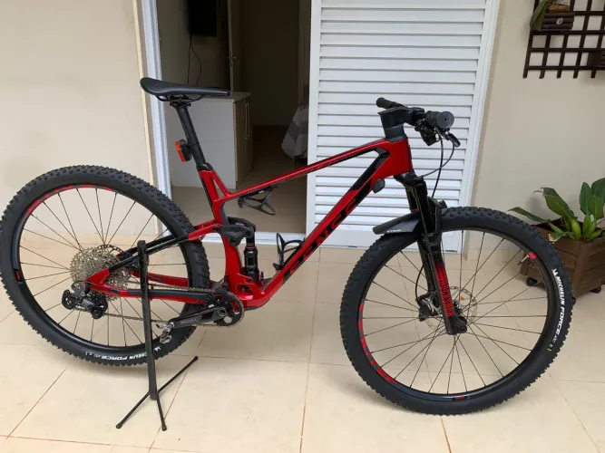 Sense Invictus Pro Carbon Full Suspension - Estado de Nova!