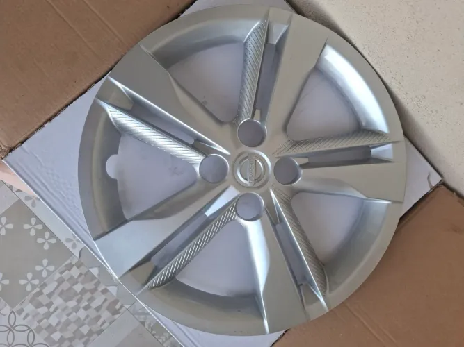 Jogo de calotas originais Nissan Kicks