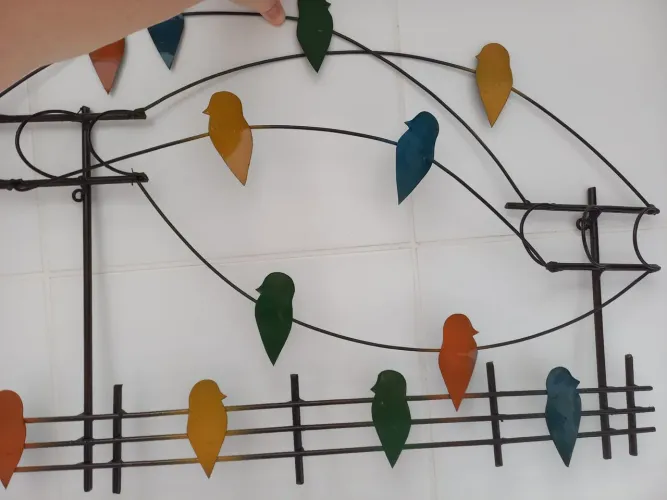 Enfeite de parede  pássaros coloridos 