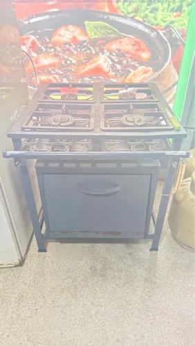 Fogão industrial 4 bocas com forno