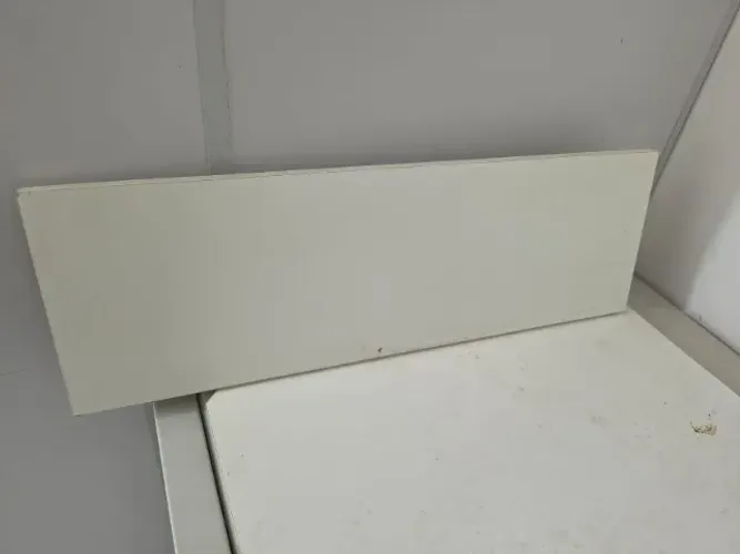Porta de Armário Aéreo Branca com Dobradiças - Usada