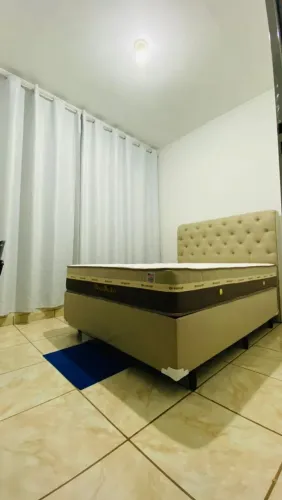 Cama casal completa com cabeceira