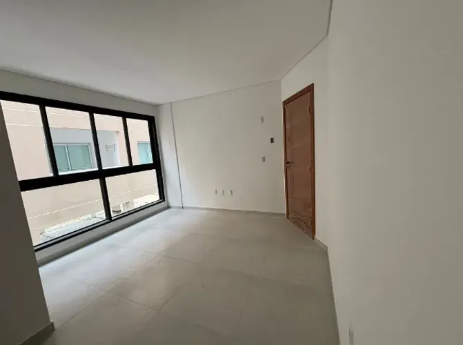 Vendo Apartamento em Governador Celso Ramos, Praia de Palmas, 02 dormitorios, 01 vaga gar