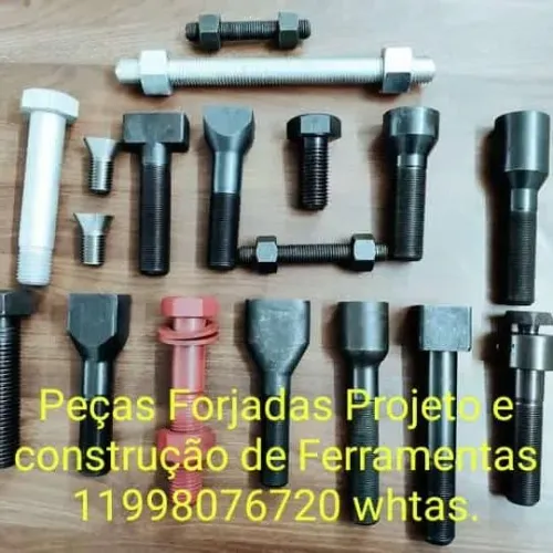 Peças forjadas para tratores e máquinas projeto de Ferramentas e Construção 
