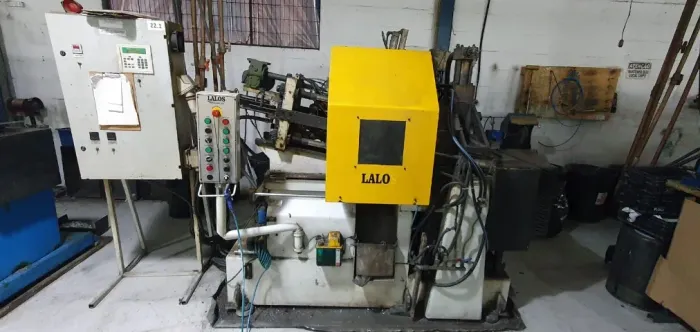 INJETORA DE ZAMAK LALOS LM300 22T - Dois Irmãos