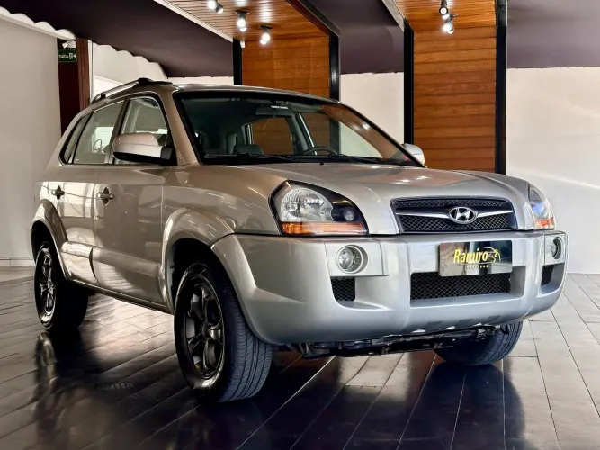 Hyundai Tucson 2.0 MPFI GLS 16V 143cv 2WD Flex 4P AUT 2014