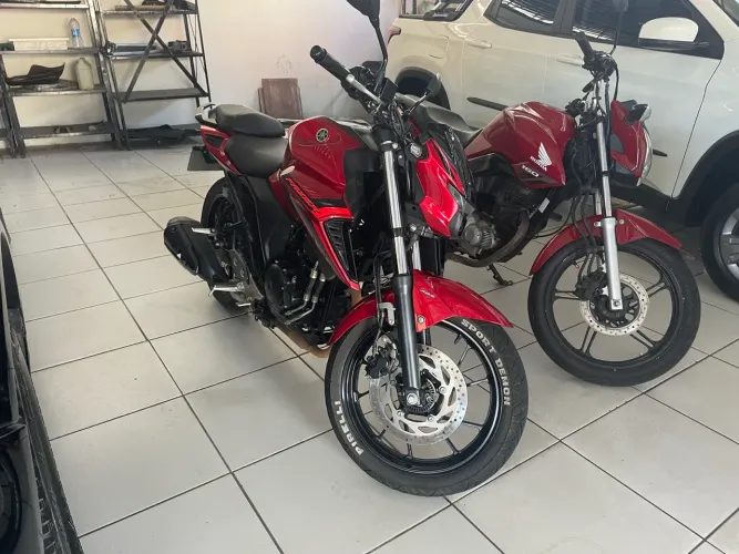 YAMAHA FZ25 FAZER 250 2025