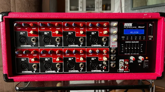 Mesa Amplificada Novik Neo NVK 8.500BT