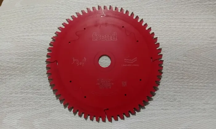 Disco de Serra Circular Freud 60 dentes Serras Freud 185 mm de diâmetro - 7 1/4"