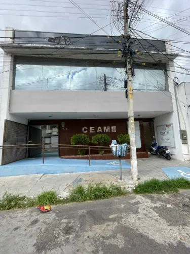 Clínica à Venda Centro