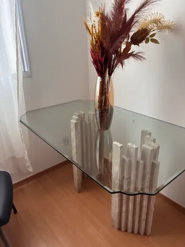 Mesa vidro com base de mármore