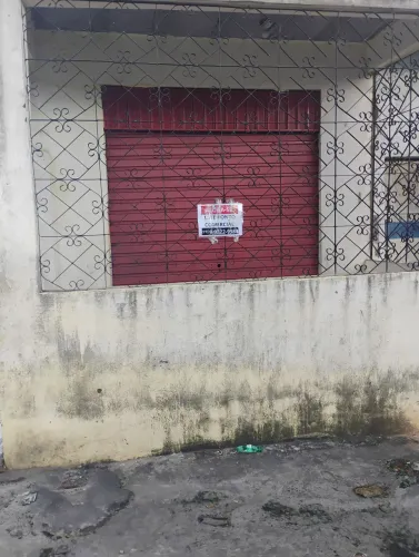 Alugo grande ponto comercial no bairro do Trobogy -Vila 2 de Julho 