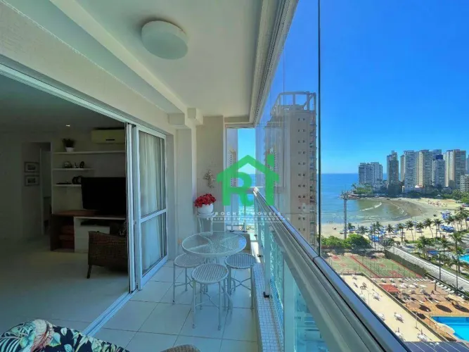 Apartamento à beira mar com 2 quartos (1 suíte), 2 vagas e lazer à venda em Jardim Astúria