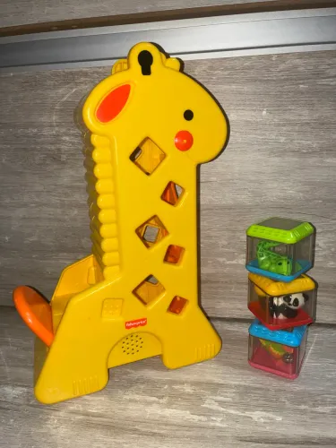 Girafa Fisher-Price Interativa com Blocos Educativos
