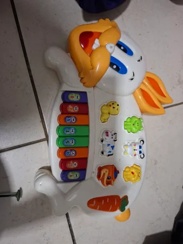 Piano Sensorial Coelhinho