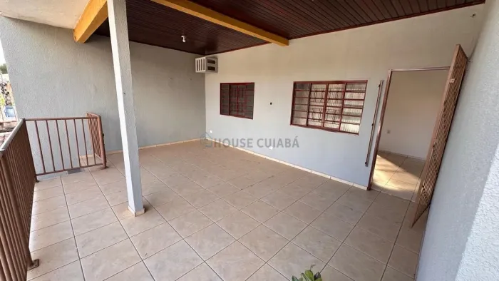 Casa no Pavimento Superior para alugar Quilombo
