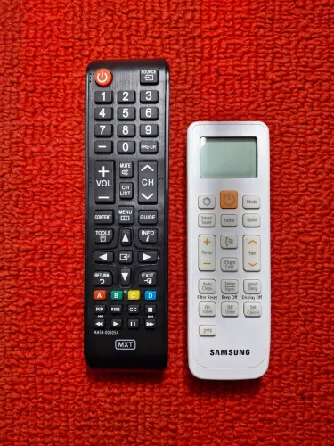 KIT DE CONTROLES PARA AR CONDICIONADO E  TV MARCA SAMSUNG
