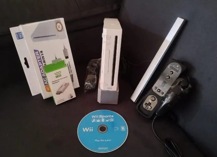 Nintendo Wii Seminovo Completo + Adaptador HDMI + Fonte