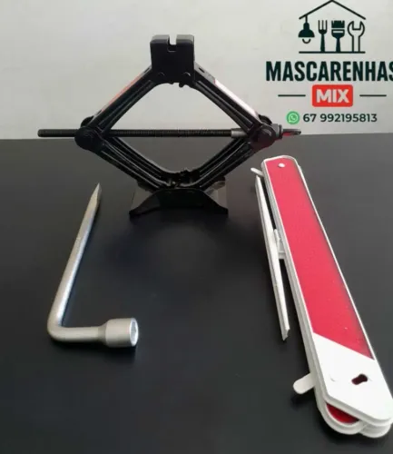 Kit acessórios de Emergência para Carros Populares Triângulo Chave Macaco. Cod:020