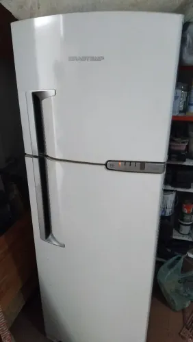 Geladeira 220v