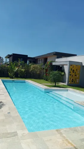 Limpeza e manutenção de piscinas