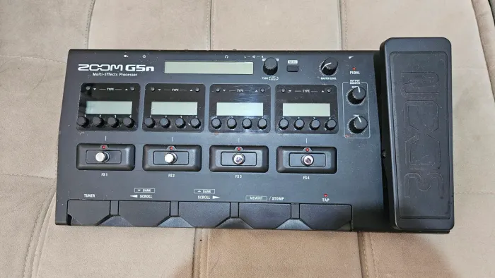Pedaleira Zoom G5n