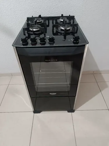 Fogão Dako 4 bocas manual mesa de vidro muito bem conservado!