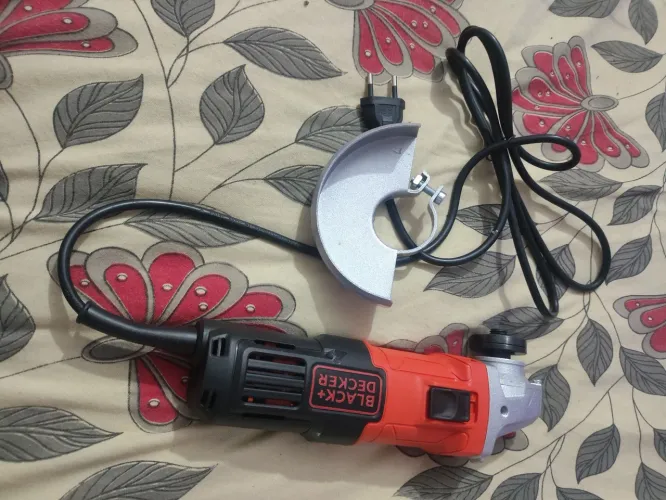 Esmerilhadeira Angular Black+Decker G650