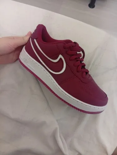 Lote de roupa feminina+tenis 