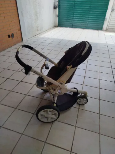 Carrinho de bebê