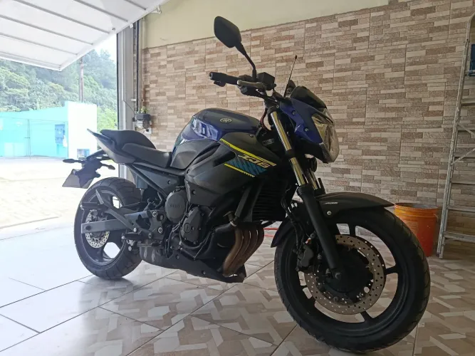 VENDO LINDA XJ6 IMPECAVEL DETALHES 