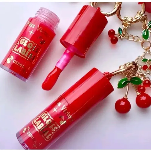Lip gloss cereja