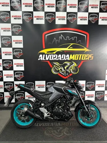 Mt 03 2024/2025 8.174 km apenas. Já emplacada e à pronta entrega