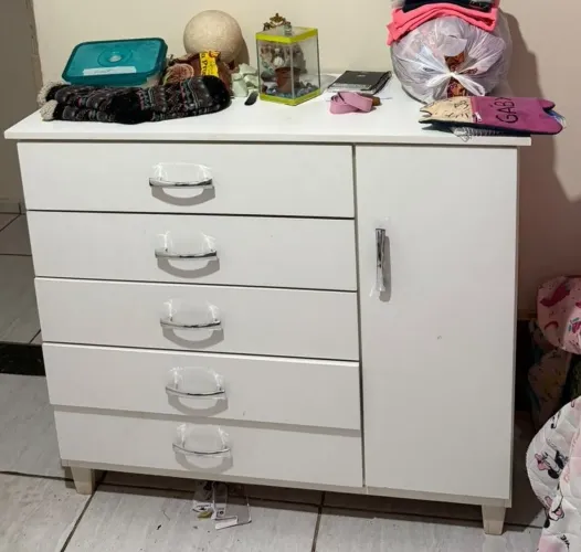 Cômoda 5 gavetas com Sapateira
