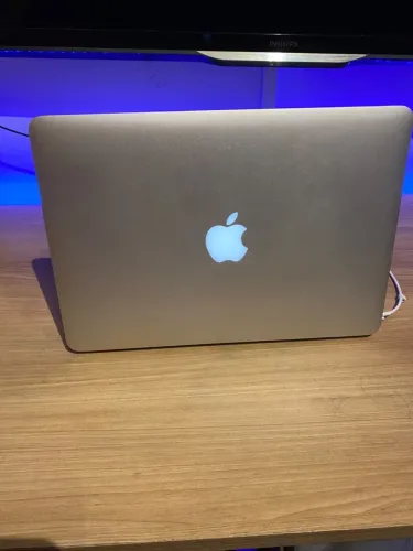 MacBook Pro c/ Logic Pro X Mainstage 3