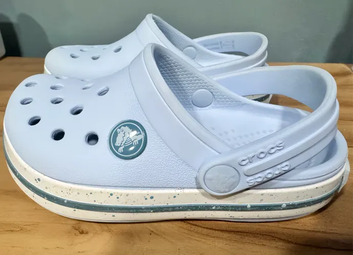 Crocs infantil original (c8) número 26.