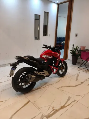 Cb Twister 250 em perfeito Estado de conservação 