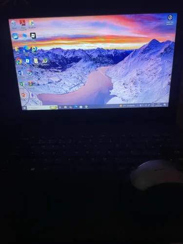 Vendo Nootbook em excelente estado!!
