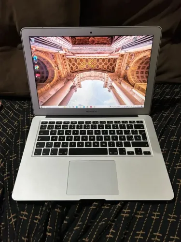 Macbook