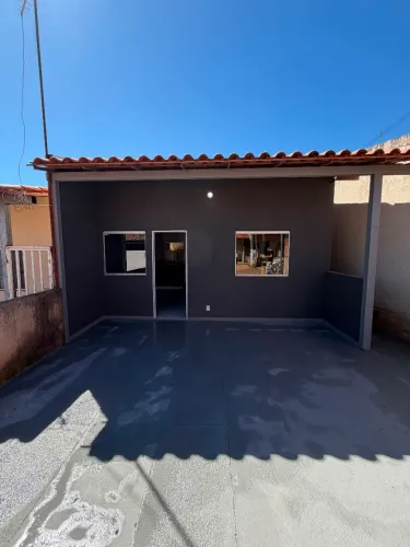 CASA LINDA E RECÉM-REFORMADA À VENDA - CIDADE OCIDENTAL/GO