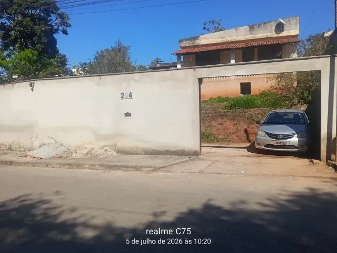 Casa em lote de 720 metros a venda em igarapé -MG