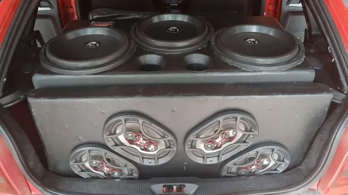 Som automotivo trio goiano potente