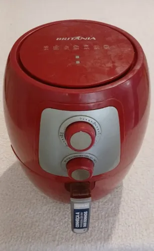 Fritadeira Elétrica Air Fryier - Britânia Mod. BFR21V -127 Volts