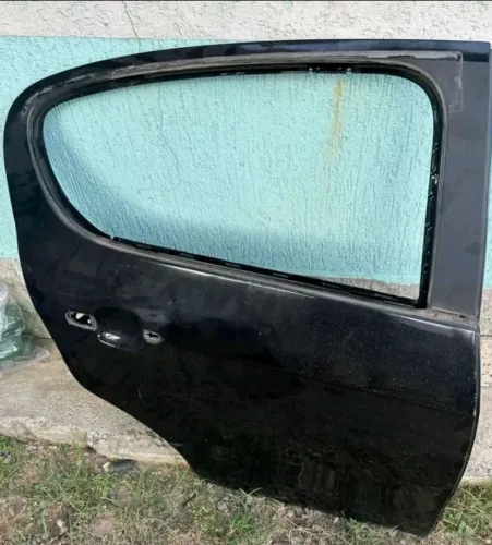 Porta traseira direita palio Atrative