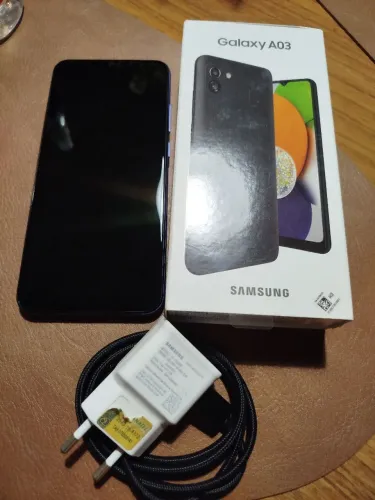 Samsung Galaxy A03 4GB 64GB Azul com capa e 5 películas 