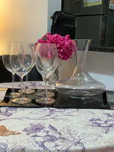 Belíssimo conjunto de Taças em Cristal com Decanter