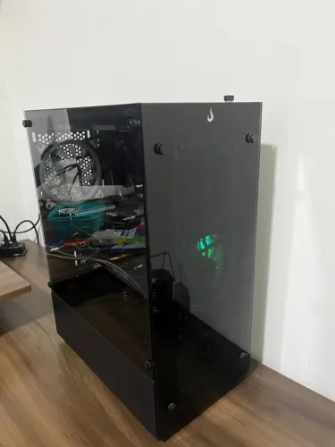 PC Gamer Ryzen 5 5600 + RX 6600 | 16GB RAM | SSD NVMe 1TB | Pronto para jogar!