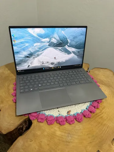 Notbook Dell inspiron 5510 core i7 11 geração 16gb ssd 512 tela de 15.6 placa nvidia 2gb