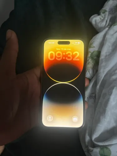 iPhone 14 Pro + PS4 slim 1T