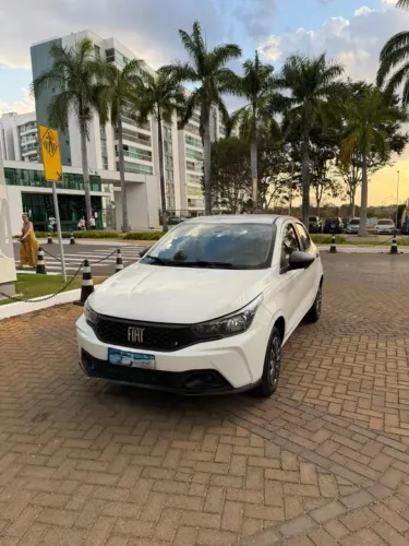 Fiat Argo 1.0 6V Flex. 2024
